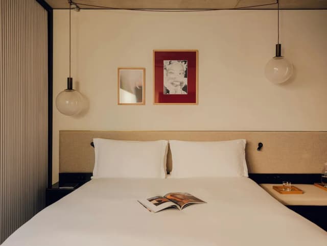 Aethos Hotel London Shoreditch-Deluxe Room, Accessible-1