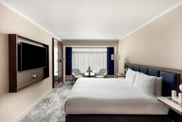 倫敦大都會希爾頓飯店-尊榮客房, 1 張特大雙人床-4