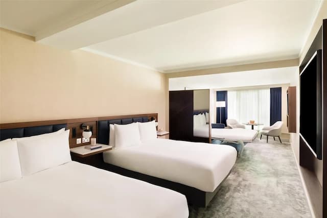 倫敦大都會希爾頓飯店-尊榮客房, 多張床-1