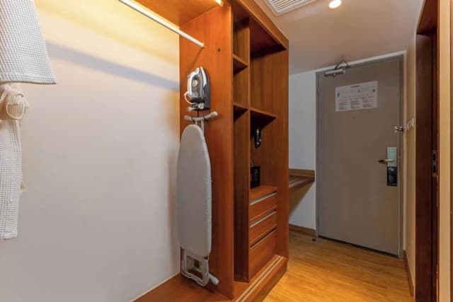 OUTRIGGER Khao Lak Beach Resort-华丽客房, 1 张特大床, 露台 (Garden)-6