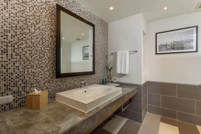 OUTRIGGER Khao Lak Beach Resort-华丽客房, 1 张特大床, 阳台 (Garden)-6