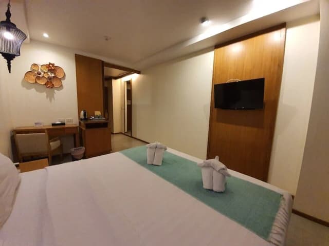 The Signature Hotel Thapae-Standard Double Room-8