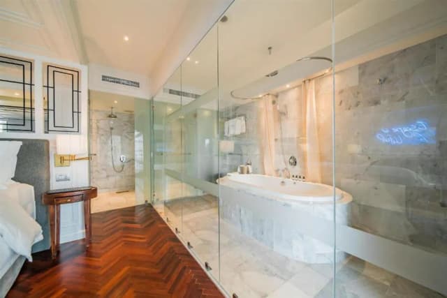 Akara Hotel Bangkok-Akara King Suite-11