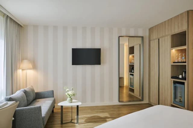 新罕布什爾州柏林亞歷山大廣場飯店-家庭客房 (2 Adults + 2 Children)-5