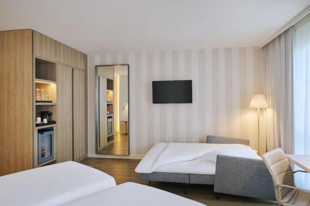 新罕布什爾州柏林亞歷山大廣場飯店-家庭客房 (2 Adults + 2 Children)-3