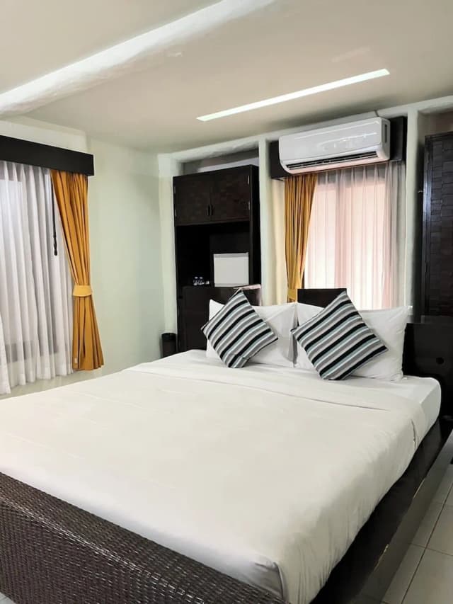 Punnpreeda Beach Resort-Deluxe room-3
