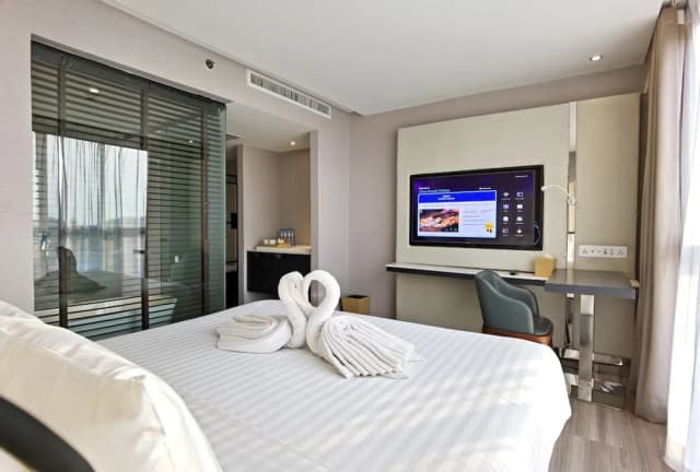 Citrus Grande Hotel Pattaya by Compass Hospitality-City View no Balcony-4