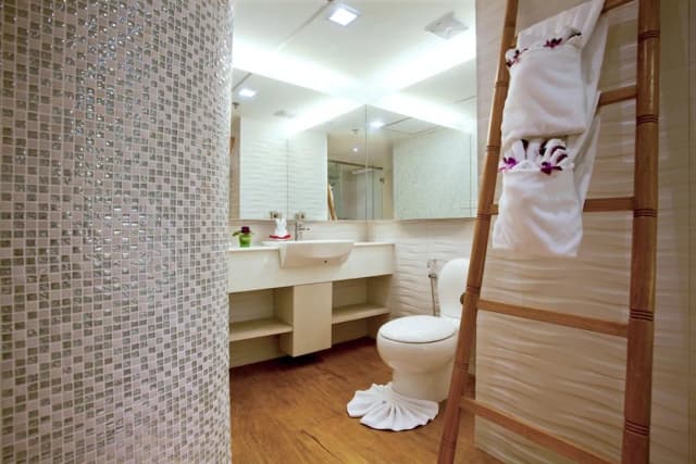 Jomtien Palm Beach Hotel And Resort（ジョムティエン パーム ビーチ ホテル アンド リゾート）-Honeymoon Suite Sea View Main Wing-5