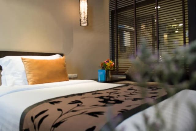 芭堤雅愛灣海灘度假村-Beach Deluxe Double Bed with Sea View-3