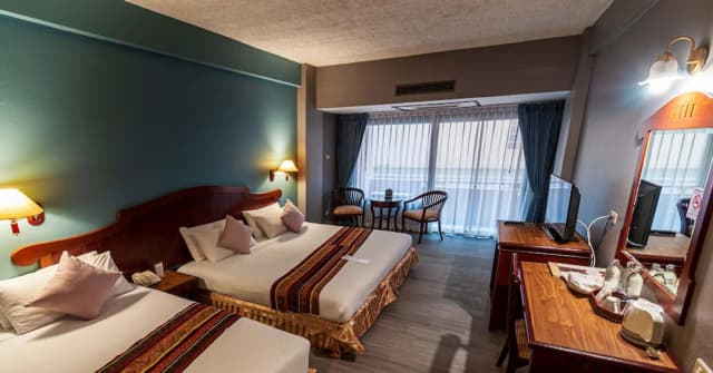 치앙마이 게이트 호텔-Deluxe Family Triple Room-8