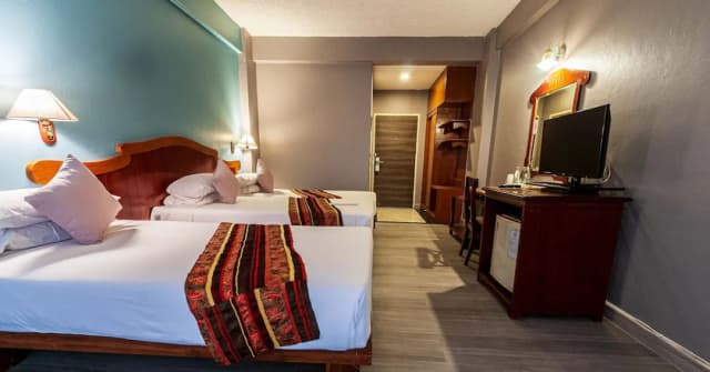 치앙마이 게이트 호텔-Deluxe Family Triple Room-3