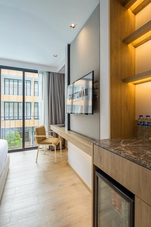 曼谷工匠飯店-高級客房, 1 張特大雙人床, 泳池景觀-8