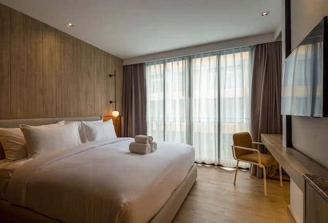 曼谷工匠飯店-高級客房, 1 張特大雙人床, 泳池景觀-1