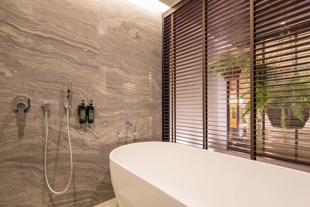 曼谷工匠飯店-普通套房, 1 張特大雙人床, 陽台, 泳池景觀-9