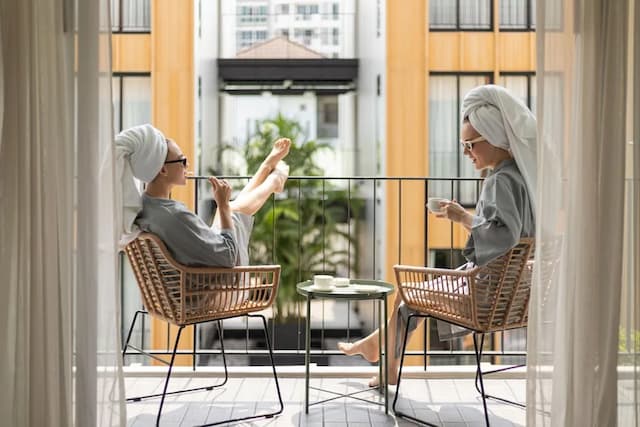 曼谷工匠飯店-普通套房, 1 張特大雙人床, 陽台, 泳池景觀-2