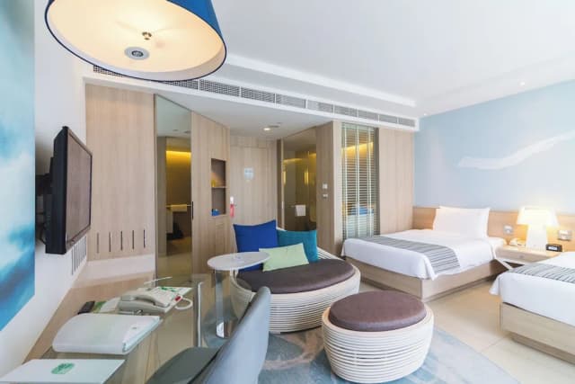 Holiday Inn Pattaya by IHG-Standard Room-2