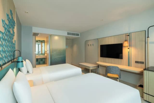 Holiday Inn Pattaya by IHG-Standard Room, 2 Twin Beds, Sea View (Bay Tower)-4