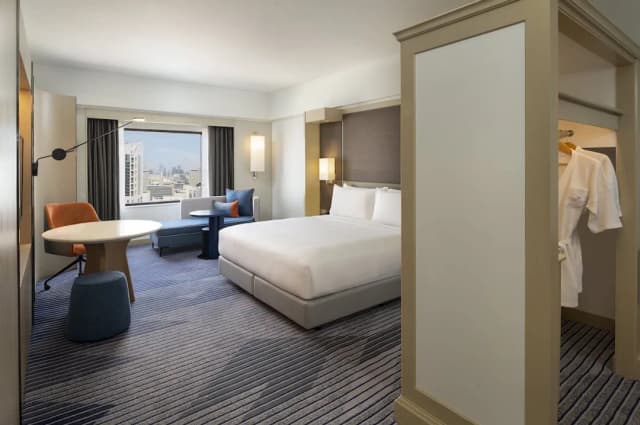 크라운 플라자 방콕 룸피니 파크 바이 IHG-프리미엄룸, 싱글침대 2개, 클럽 라운지 이용-11