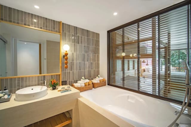 APSARA Beachfront Resort and Villa-Family Deluxe-6