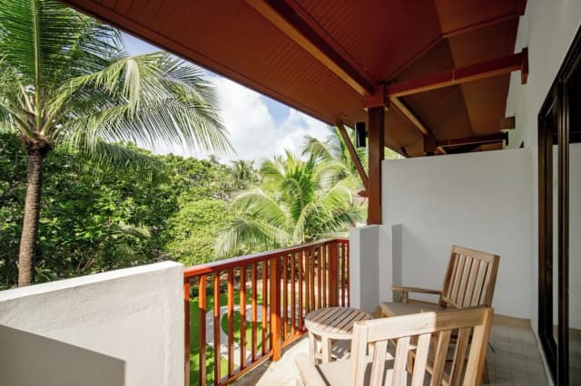 APSARA Beachfront Resort and Villa-Family Deluxe-5