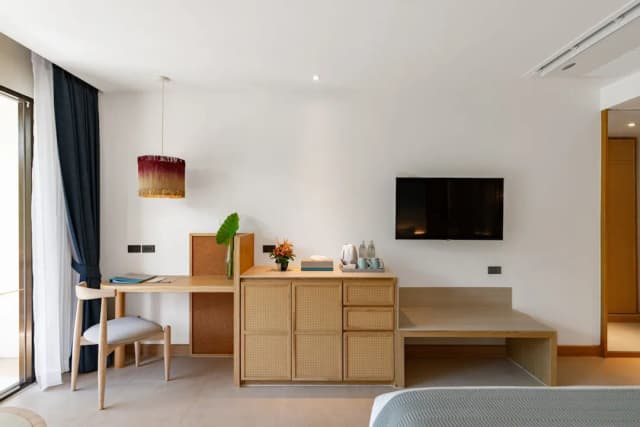 APSARA Beachfront Resort and Villa-Deluxe room with bathtub-3