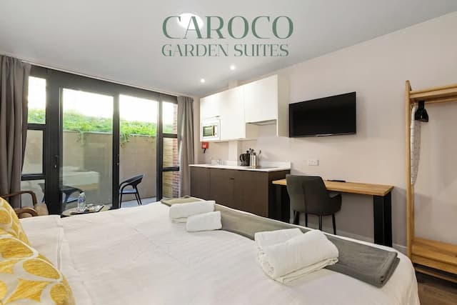 ウェストシティ カロコ アパートホテル-スタジオスイート ダブルベッド 1 台 バルコニー ガーデンビュー-11