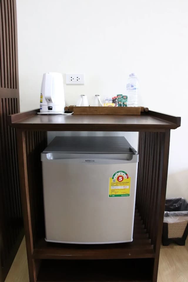 白色精品 Spa 飯店-豪華雙床房-5