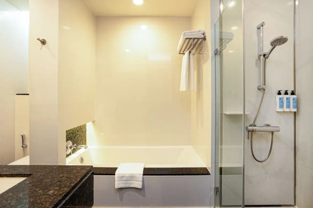 Chatrium Hotel Riverside Bangkok-Grand Deluxe King River View-21