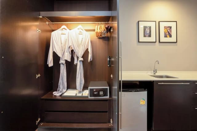 Chatrium Hotel Riverside Bangkok-Grand Deluxe King River View-15