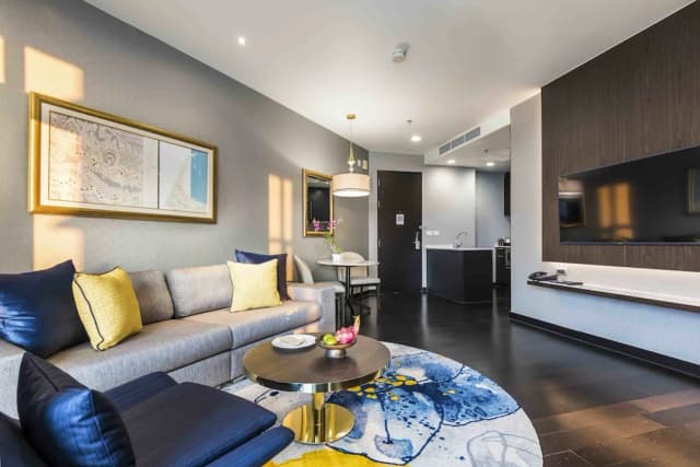 Chatrium Hotel Riverside Bangkok-One Bedroom Skyline Suite King Bed-10