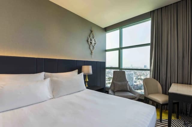 Chatrium Hotel Riverside Bangkok-Two Bedroom Club Suite City View-2