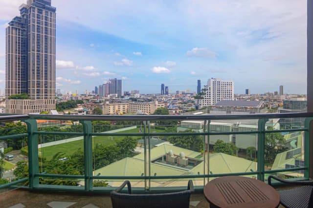 Chatrium Hotel Riverside Bangkok-One Bedroom Suite Twin City View-17