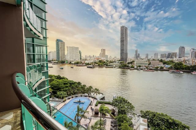 Chatrium Hotel Riverside Bangkok-One Bedroom Suite Twin River View-18