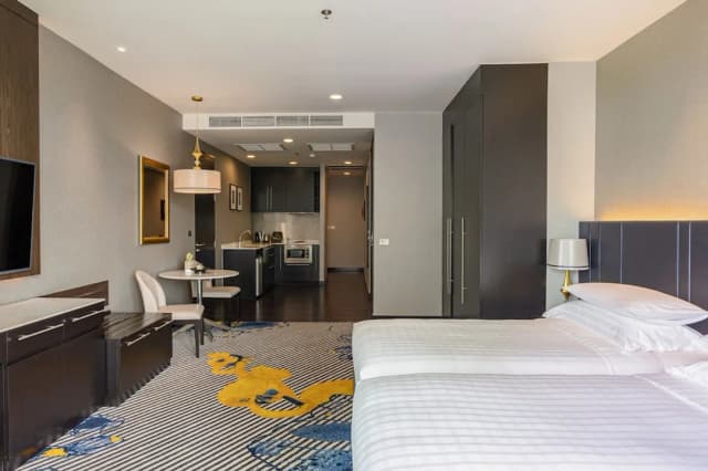 Chatrium Hotel Riverside Bangkok-Grand Deluxe Twin City View-9