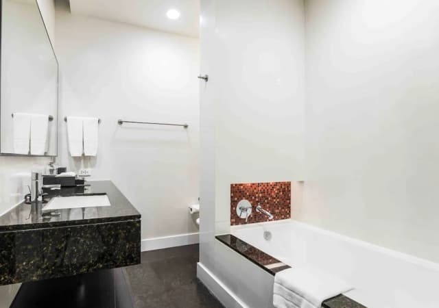 Chatrium Hotel Riverside Bangkok-Grand Deluxe Twin River View-5