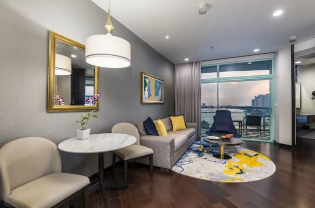 Chatrium Hotel Riverside Bangkok-One Bedroom Suite King River View-9