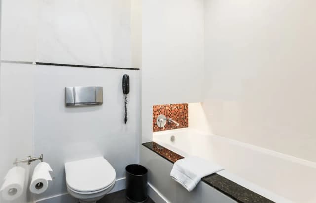 Chatrium Hotel Riverside Bangkok-One Bedroom Suite King River View-13