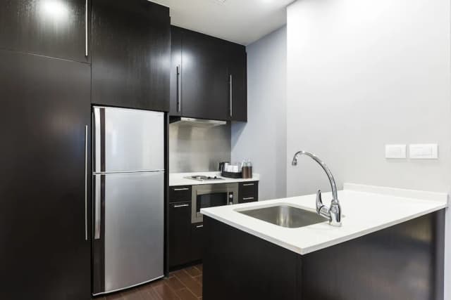 Chatrium Hotel Riverside Bangkok-One Bedroom Suite King River View-7