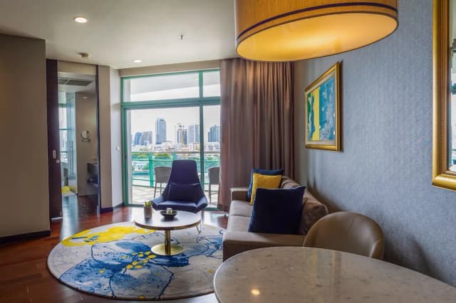 Chatrium Hotel Riverside Bangkok-One Bedroom Suite King River View-17