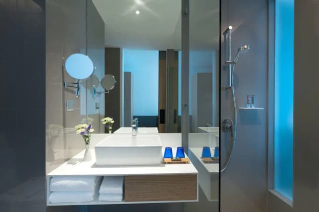 曼谷素坤逸 4 巷諾富特飯店-豪華客房, 2 張單人床-4