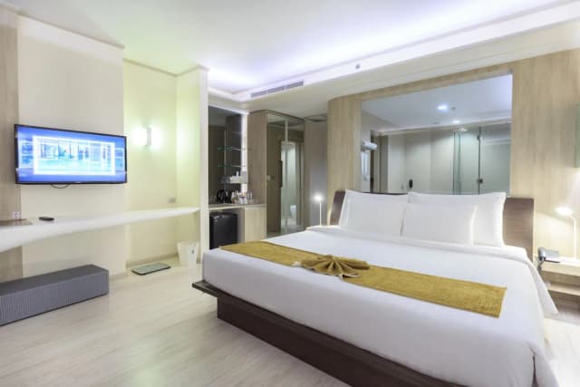 The Pattaya Discovery Beach Hotel Pattaya-Deluxe Room (Chic Tower)-6