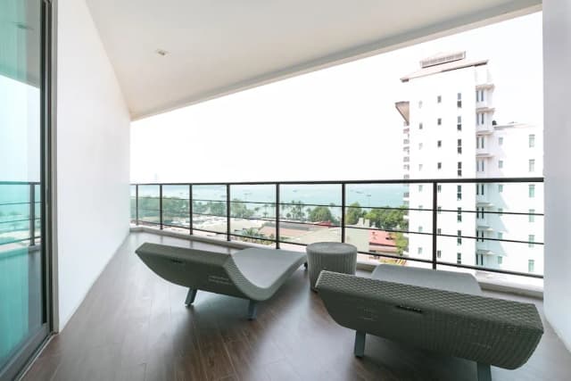 The Pattaya Discovery Beach Hotel Pattaya-Premier Room-3