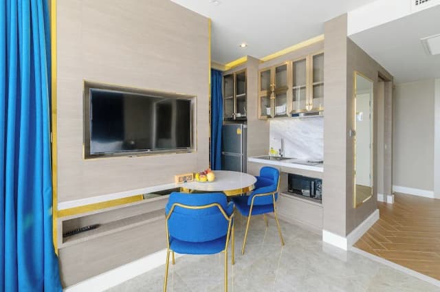 The Pattaya Discovery Beach Hotel Pattaya-Premier Room (DEE Tower)-11