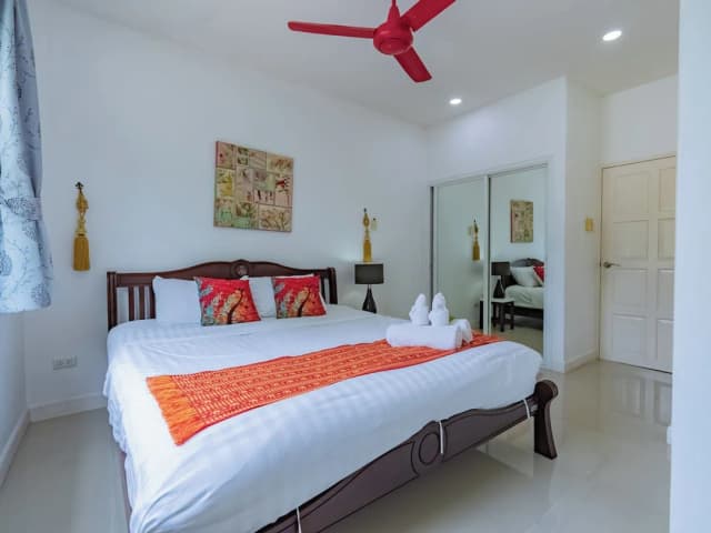 家庭與好友私人游泳池別墅飯店-8 Bedrooms Pool Villa-9
