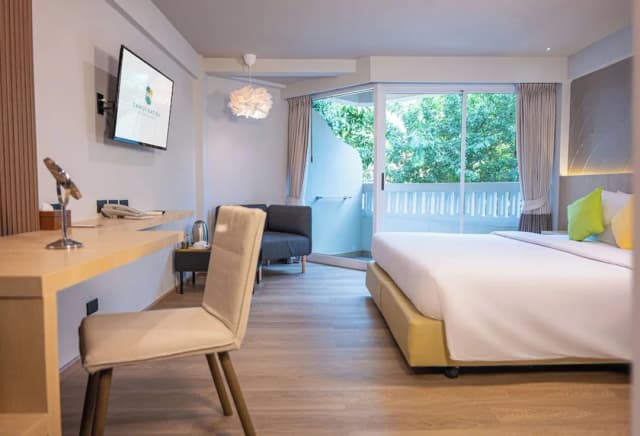Samui Natien Resort-Deluxe Double Room-11