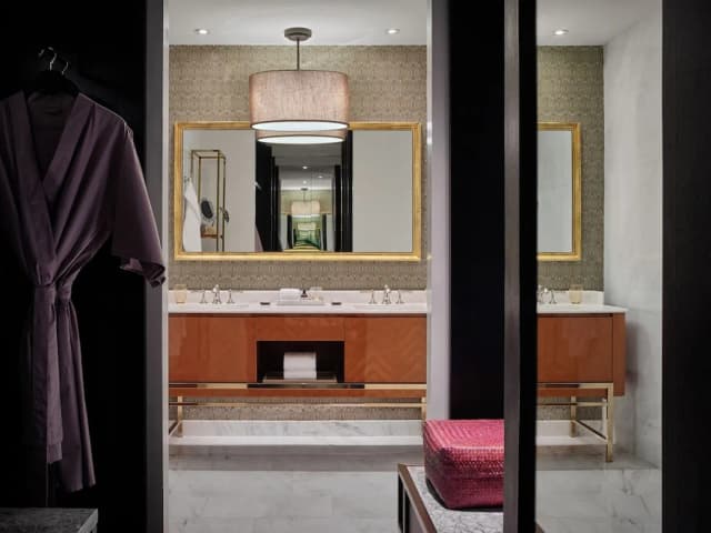 ローズウッド バンコク-プレミア スイート キングベッド 1 台-4