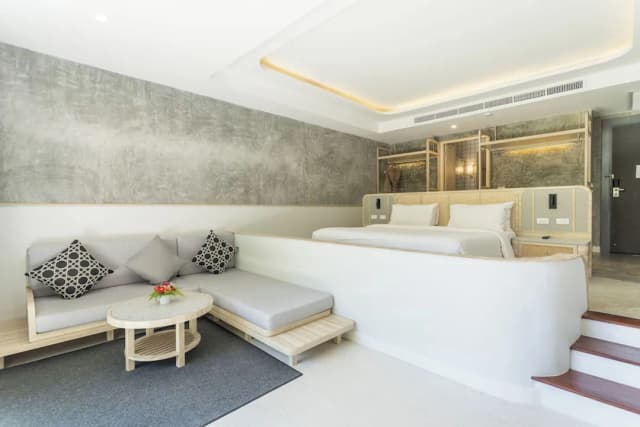 甲米阿娜娜亭閣 - SHA Extra Plus 認證-行政開放式套房, 1 張特大雙人床, 陽台, 泳池景觀-12