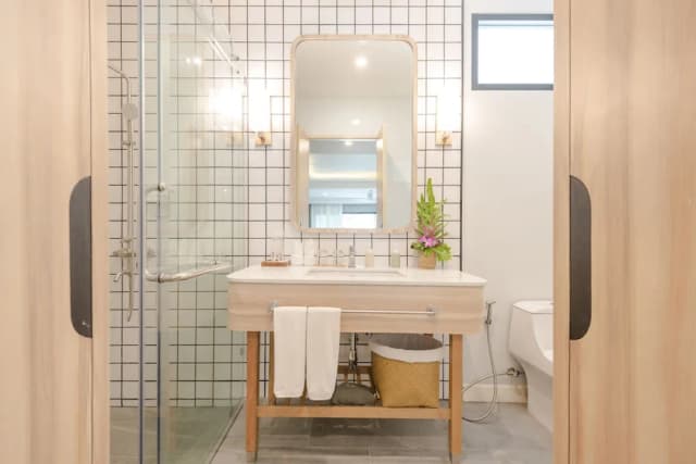 甲米阿娜娜亭閣 - SHA Extra Plus 認證-行政開放式套房, 1 張特大雙人床, 陽台, 泳池景觀-25