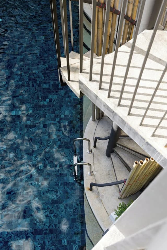 甲米阿娜娜亭閣 - SHA Extra Plus 認證-行政開放式套房, 1 張特大雙人床, 陽台, 泳池景觀-22