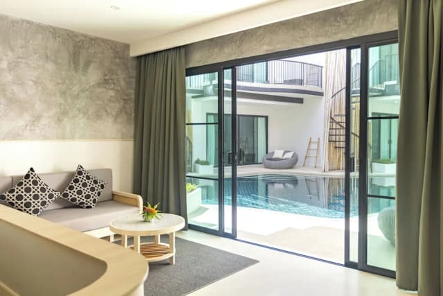 甲米阿娜娜亭閣 - SHA Extra Plus 認證-行政開放式套房, 1 張特大雙人床, 露台, 池畔-24